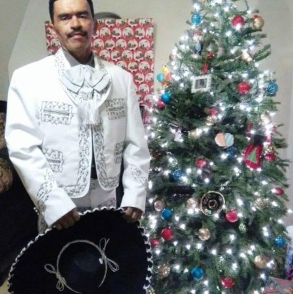 Meet your Posher, Fernando - Picture 1 of 1